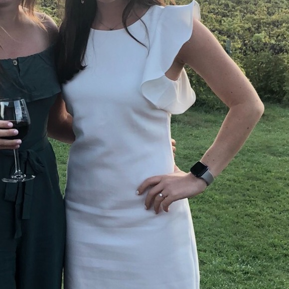 Like new white lulus dress - Picture 4 of 5